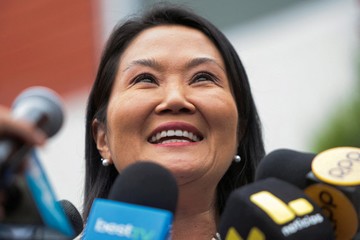 Keiko Fujimori se perfila como próxima presidenta de Perú tras un escrutinio&nbsp;ajustado